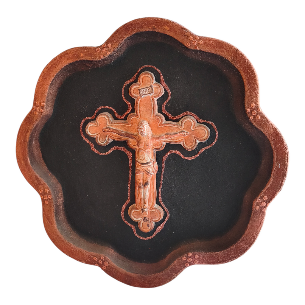 Capezzale in Ceramica con Croce Dipinta a Mano, Piatto Decorativo da Parete