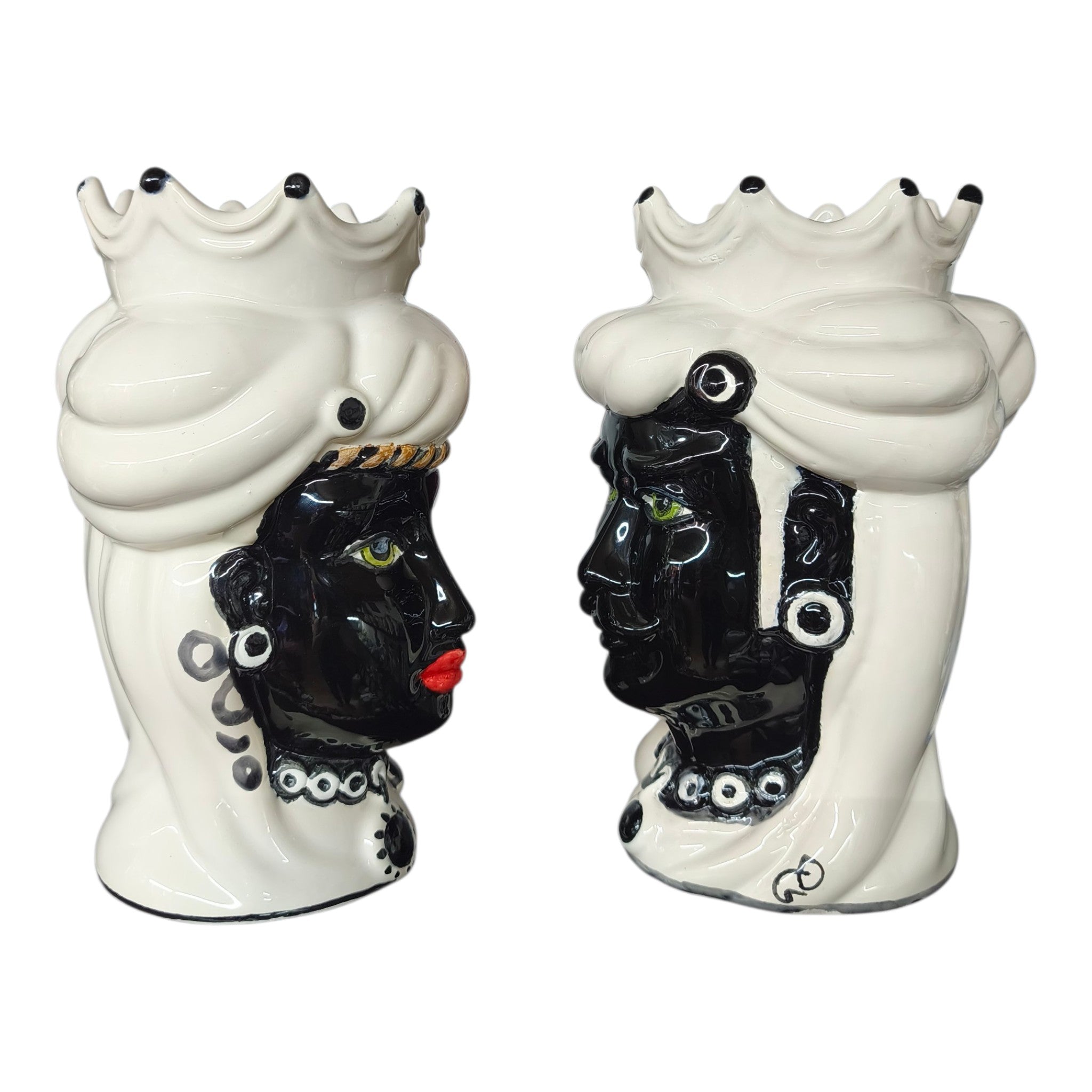 Teste di Moro Siciliane in Ceramica,Coppia Re e Regina, Bianco e Nero con Dettagli artistici